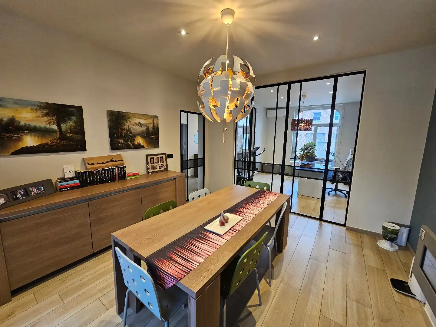 Prachtige, instapklare woning met 6 slaapkamers en ruime tuin. foto 7