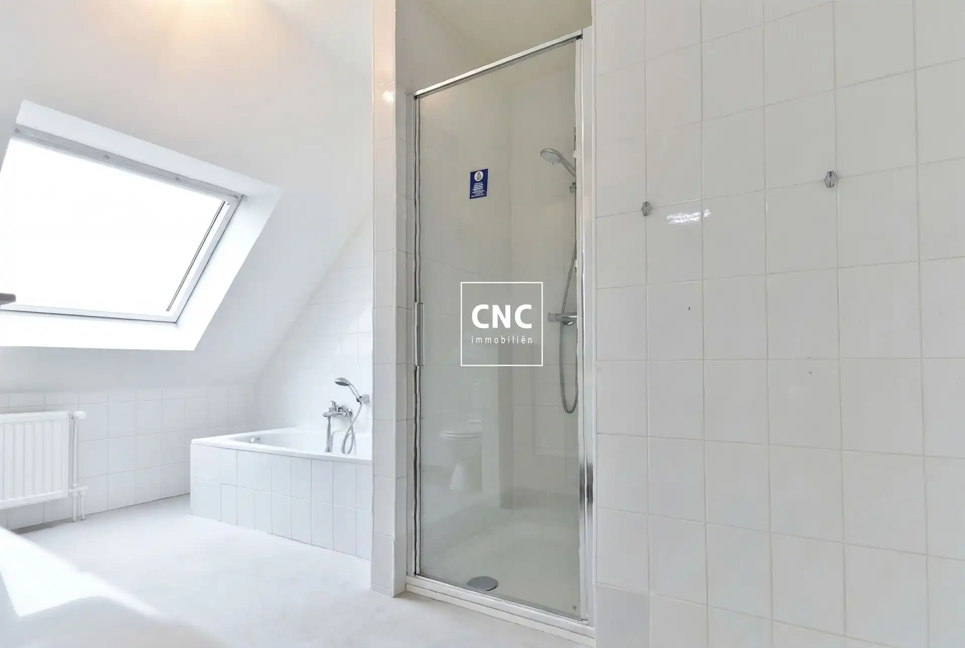 Lichtrijk triplexappartement met 4 slaapkamers en terrassen foto 15