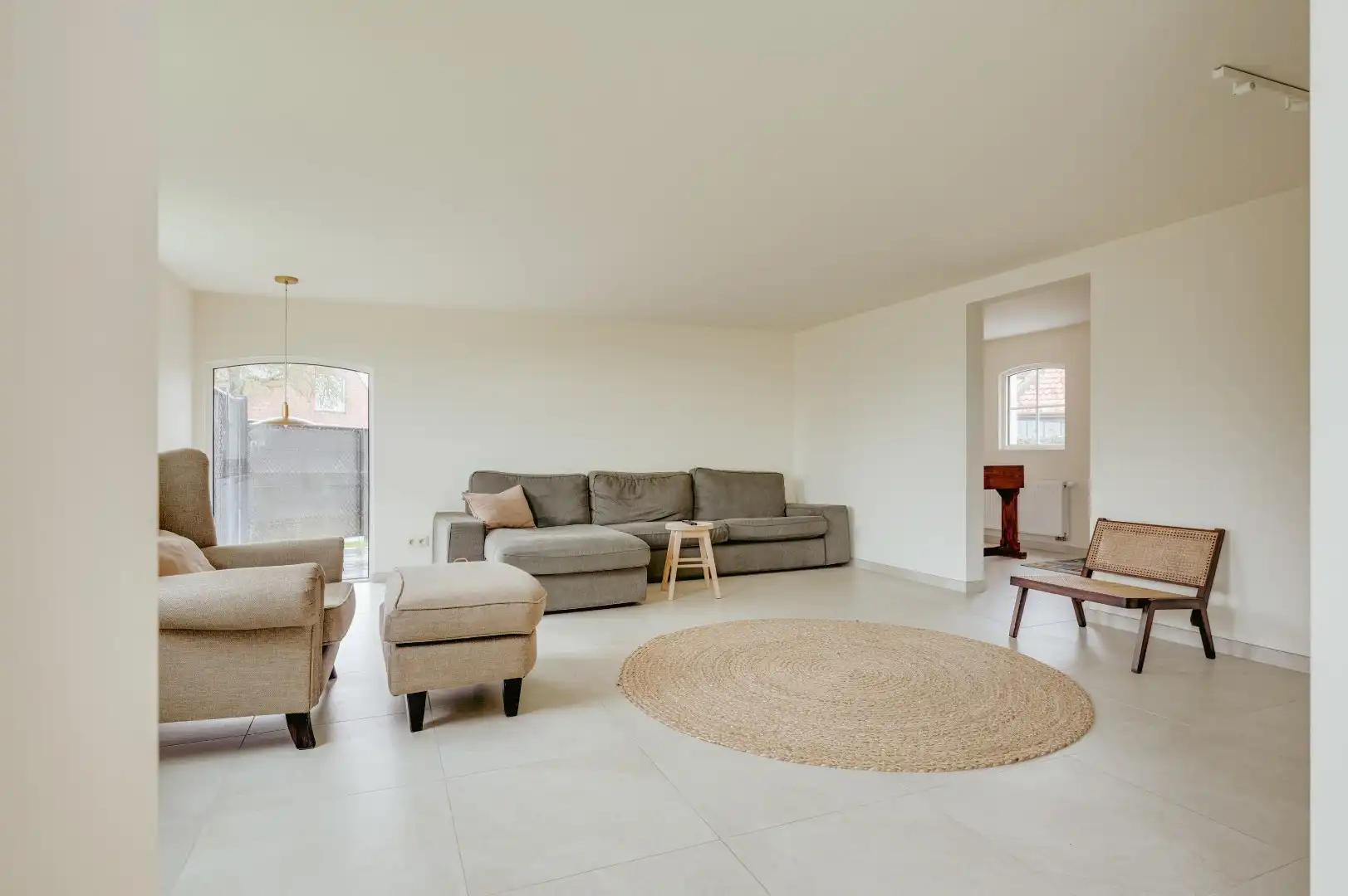 Volledig gerenoveerde woning op slechts 15km van Knokke foto 5