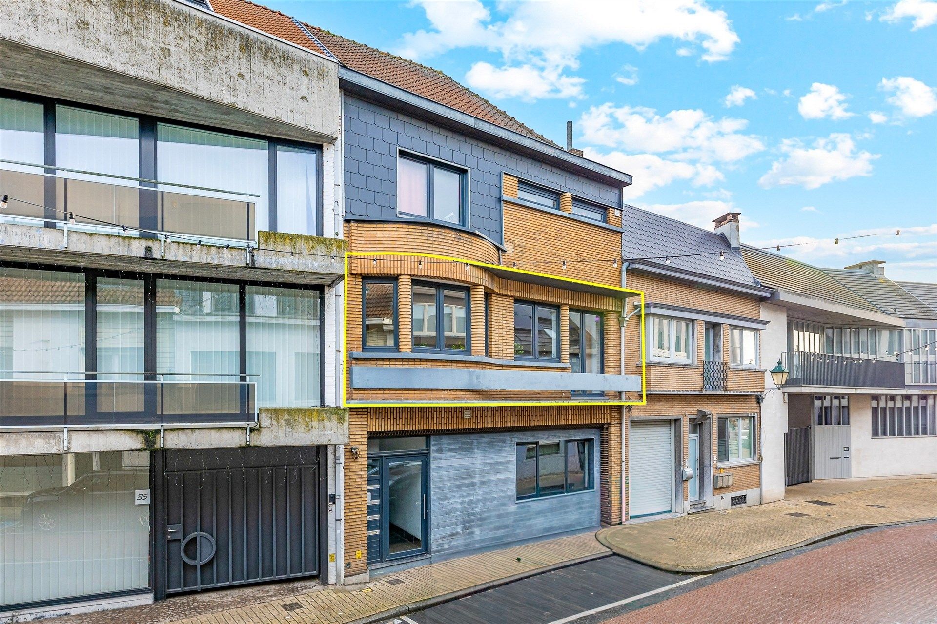 Charmant instapklaar 2 spk appartement in centrum Wetteren foto {{pictureIndex}}