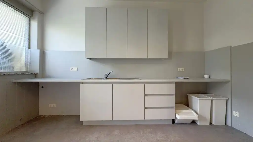 Charmant instapklaar kantoor te huur aan De Sterre in Gent foto 11