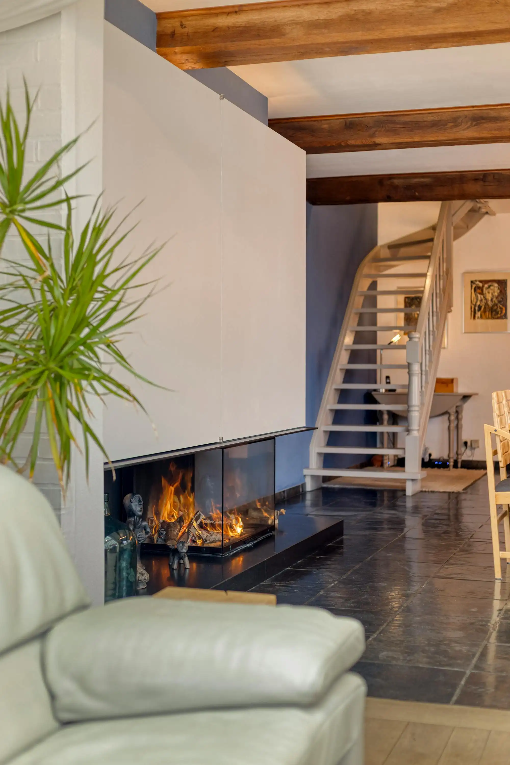 Karaktervolle woning met ruime leefruimtes en prachtige tuin foto 8