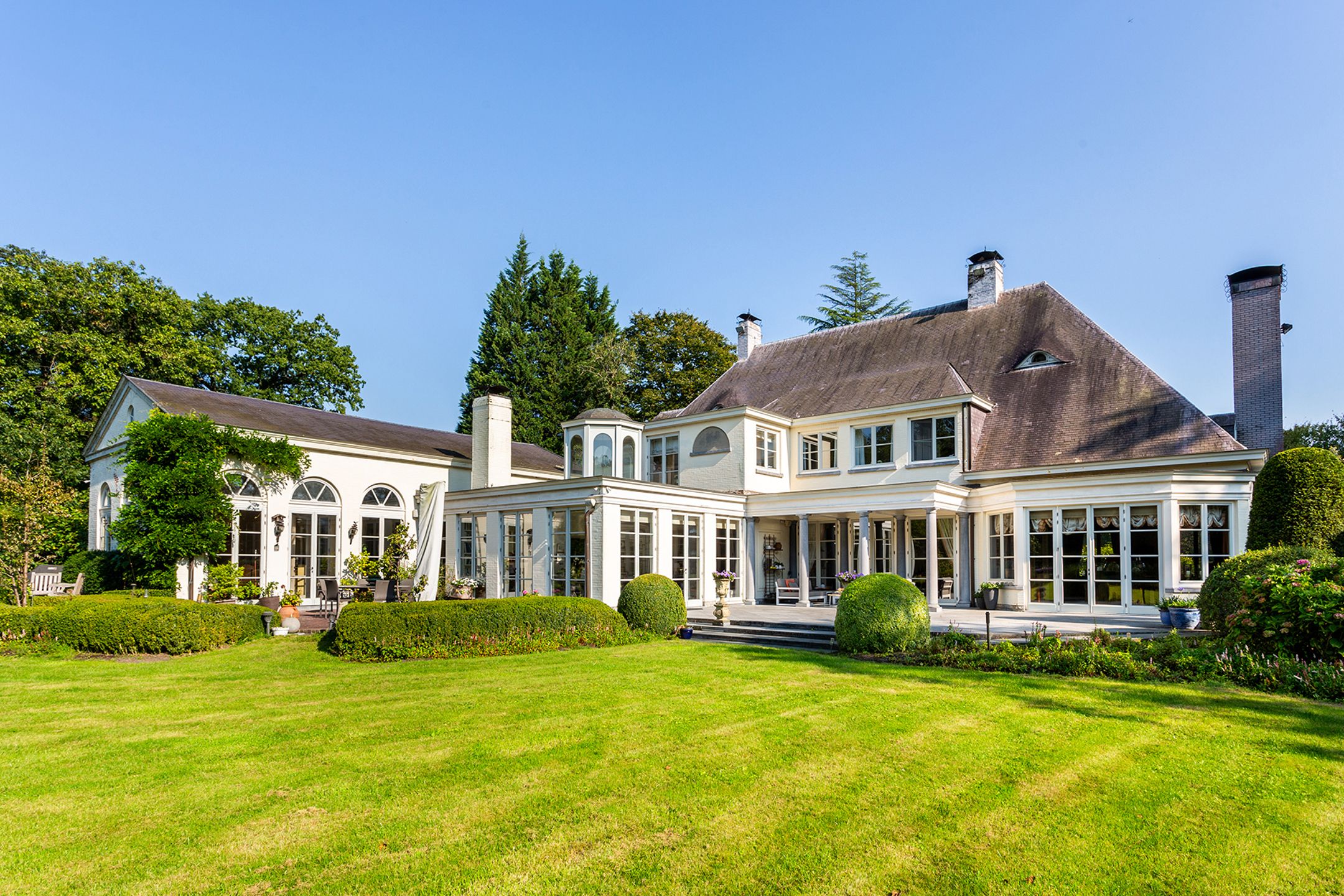 Exclusieve villa op 1.1ha met binnenzwembad, spa en lift  foto 48