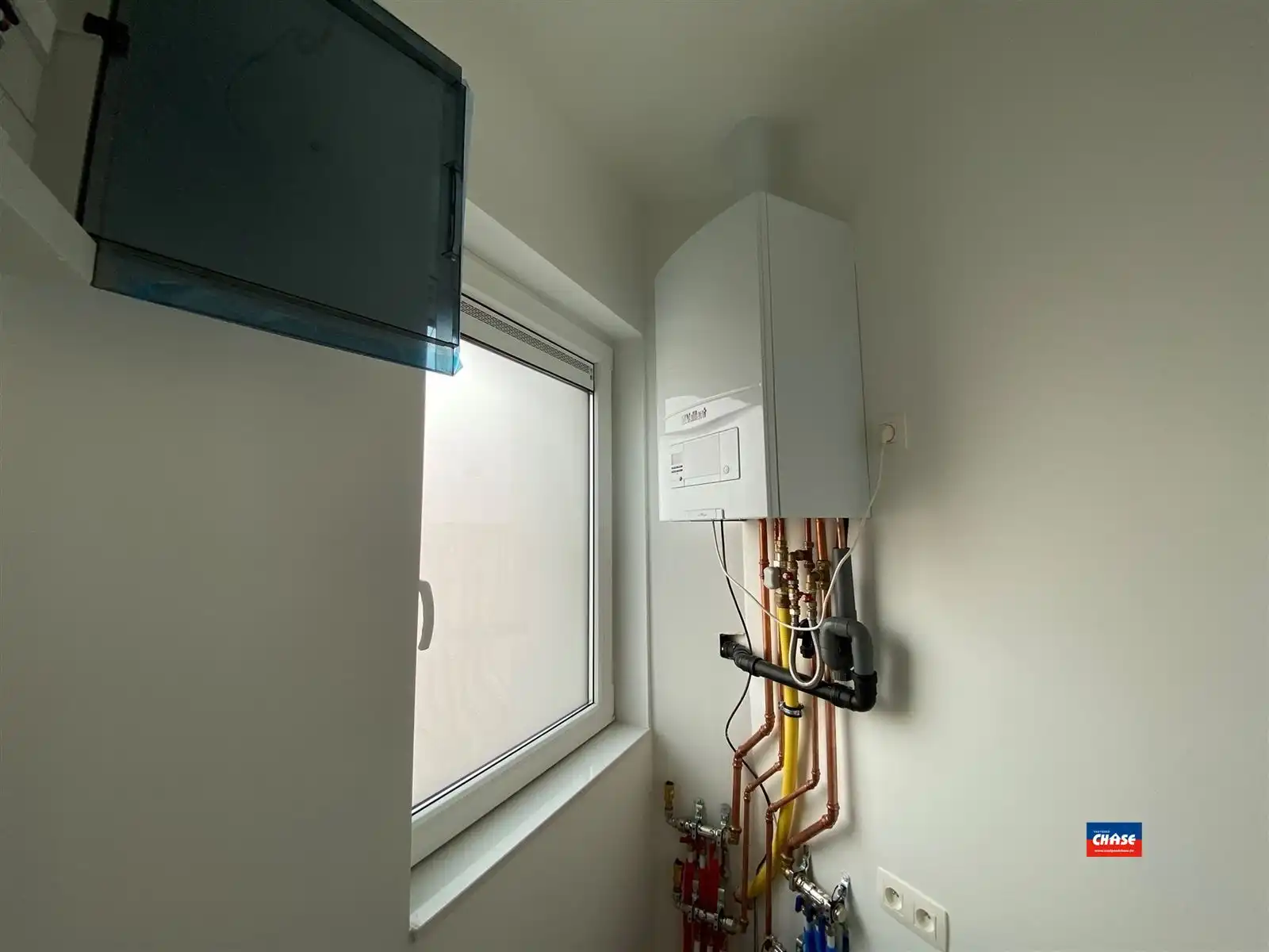 Verzorgde studio met aparte slaapkamer foto 12