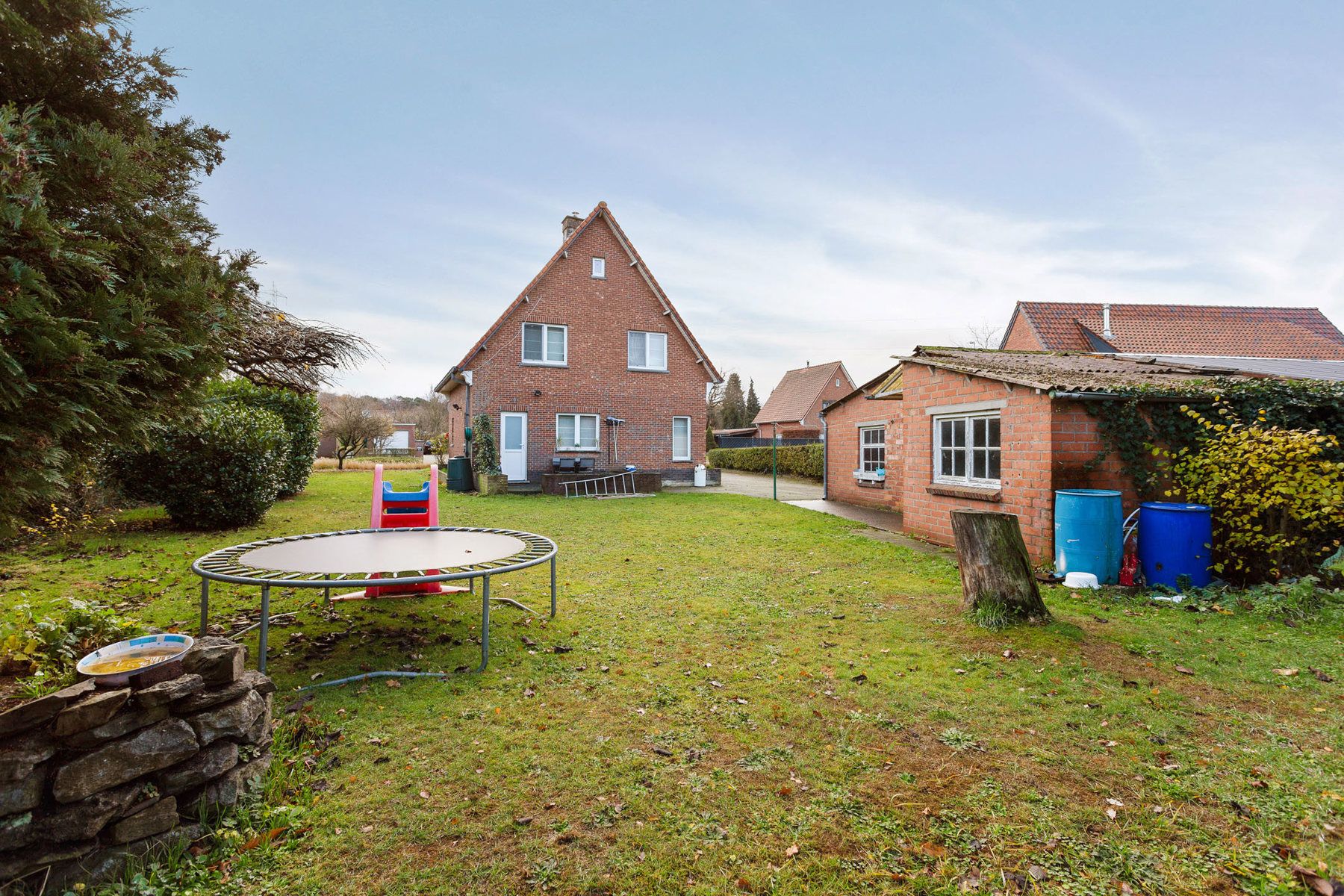 CHARMANTE WONING MET 3 SLAAPKAMERS OP 8A 63CA  foto 22