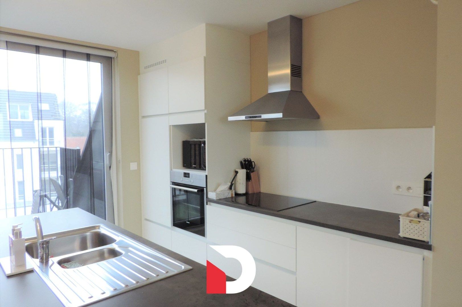 Duplex appartement met ruime terrassen en 2 slaapkamers te Beernem foto 4