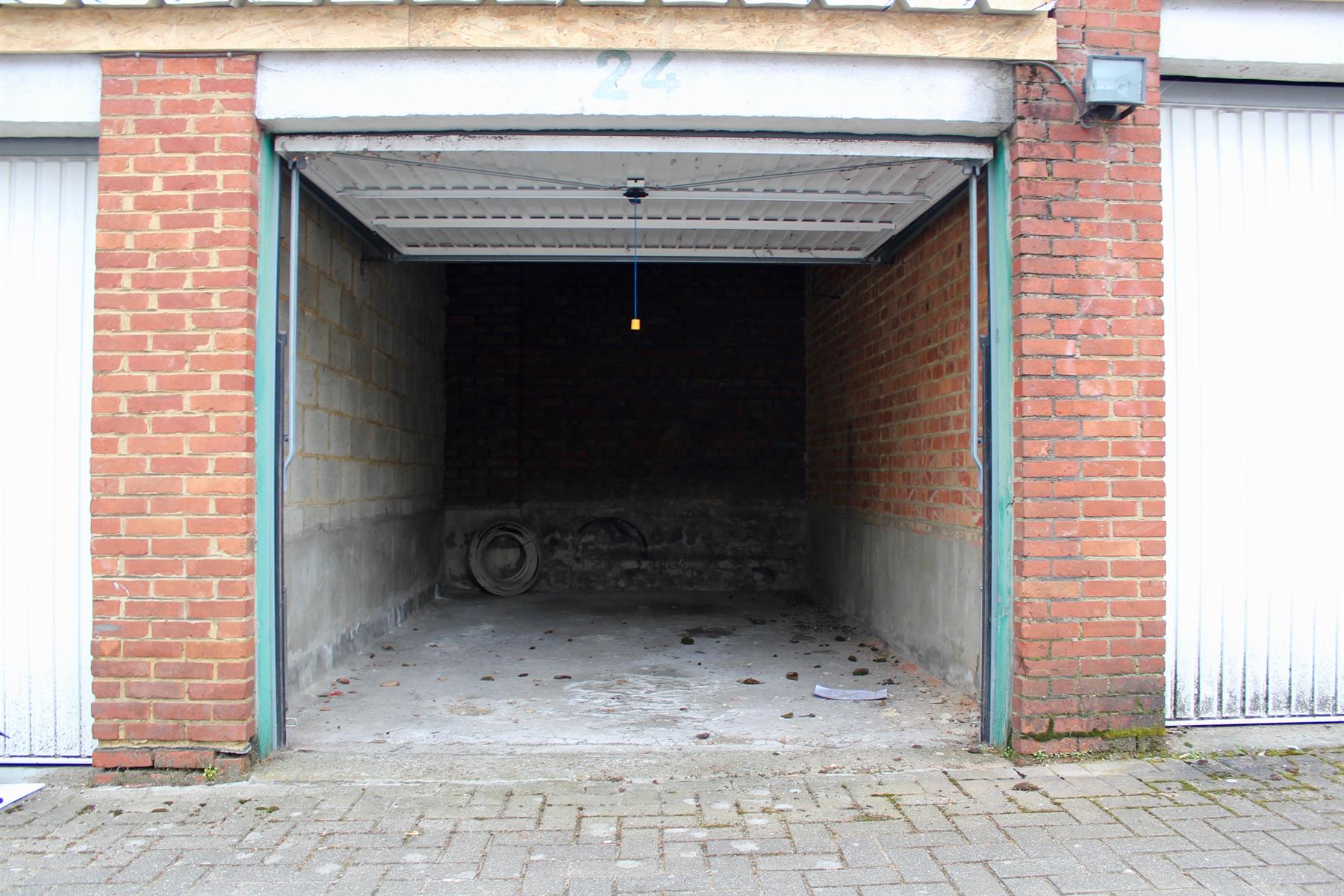 Garage te huur foto 2