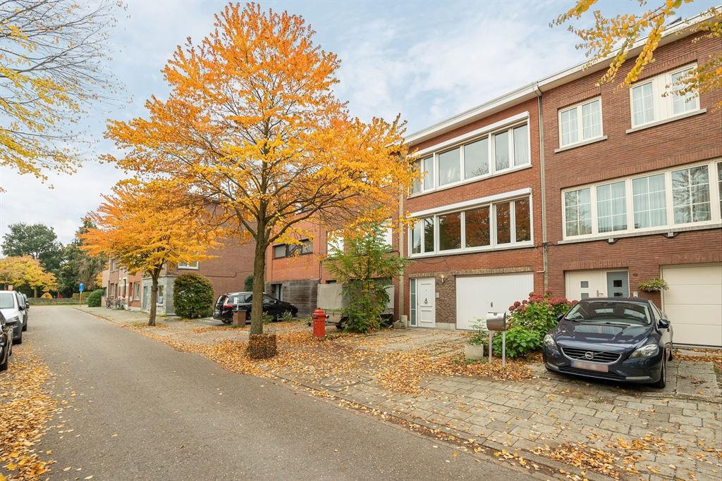 Ruime bel-etage met 3 slpk en gezellige tuin foto 27