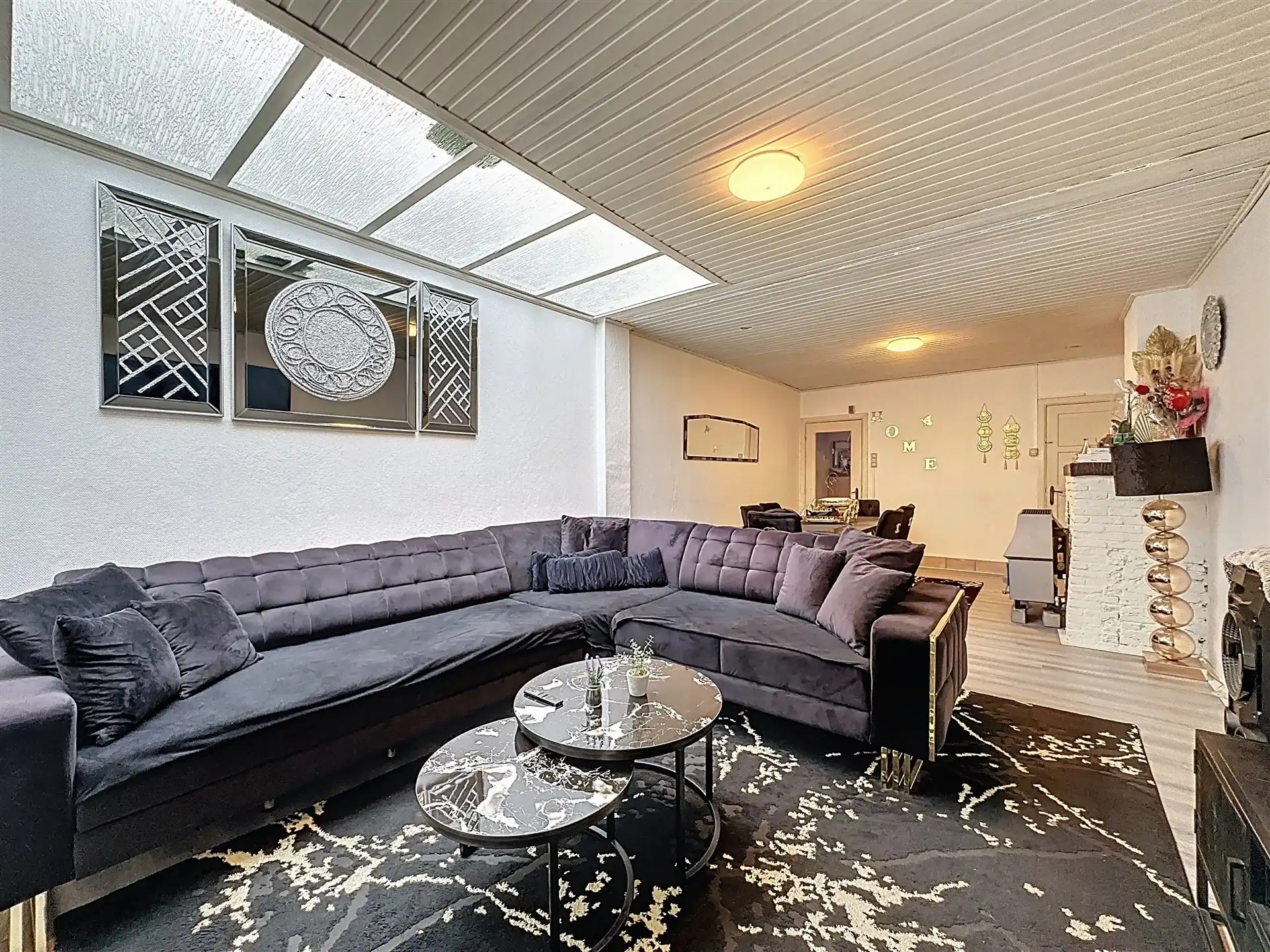 Woning met 4 slaapkamers in Sint-Niklaas. foto 3