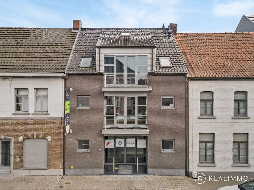 Handelspand te koop in centrum Tiegem foto 2