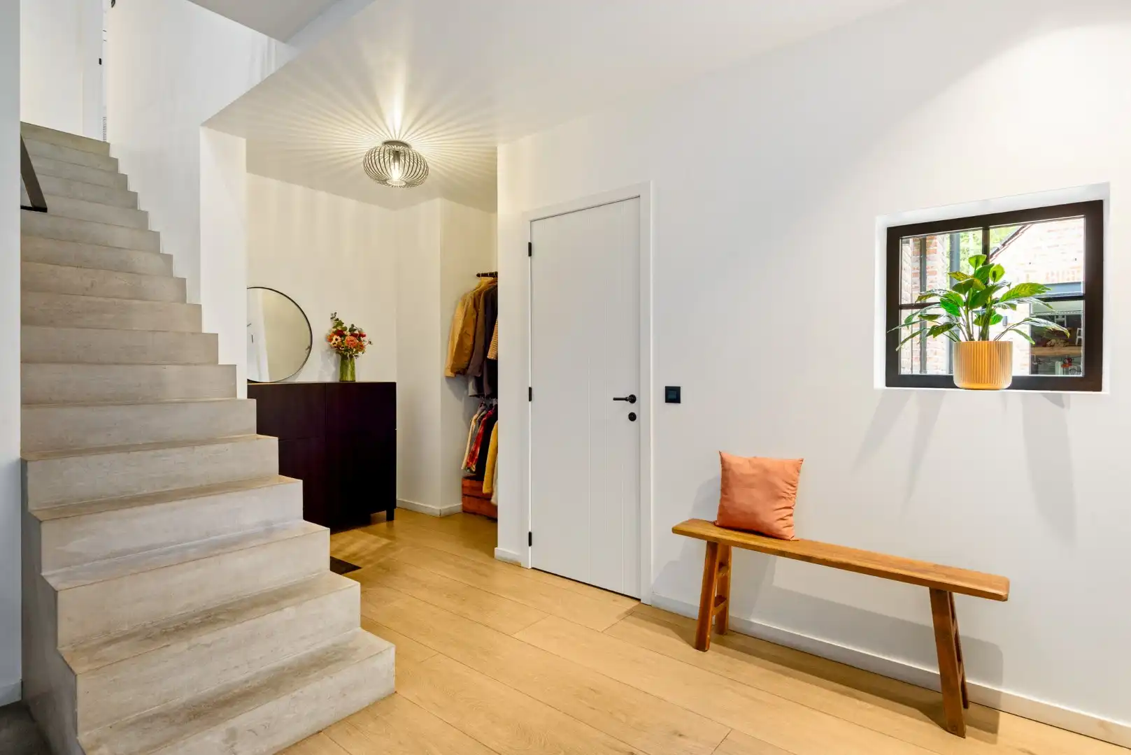 Stijlvolle villa met zwembad en royale garage/loods op toplocatie in Brasschaat foto 10