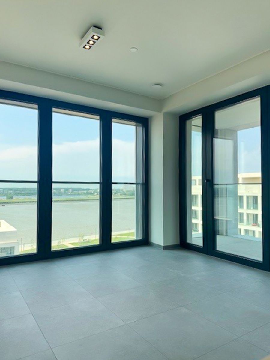 2-slpk app. met terras en zicht op Schelde foto 2