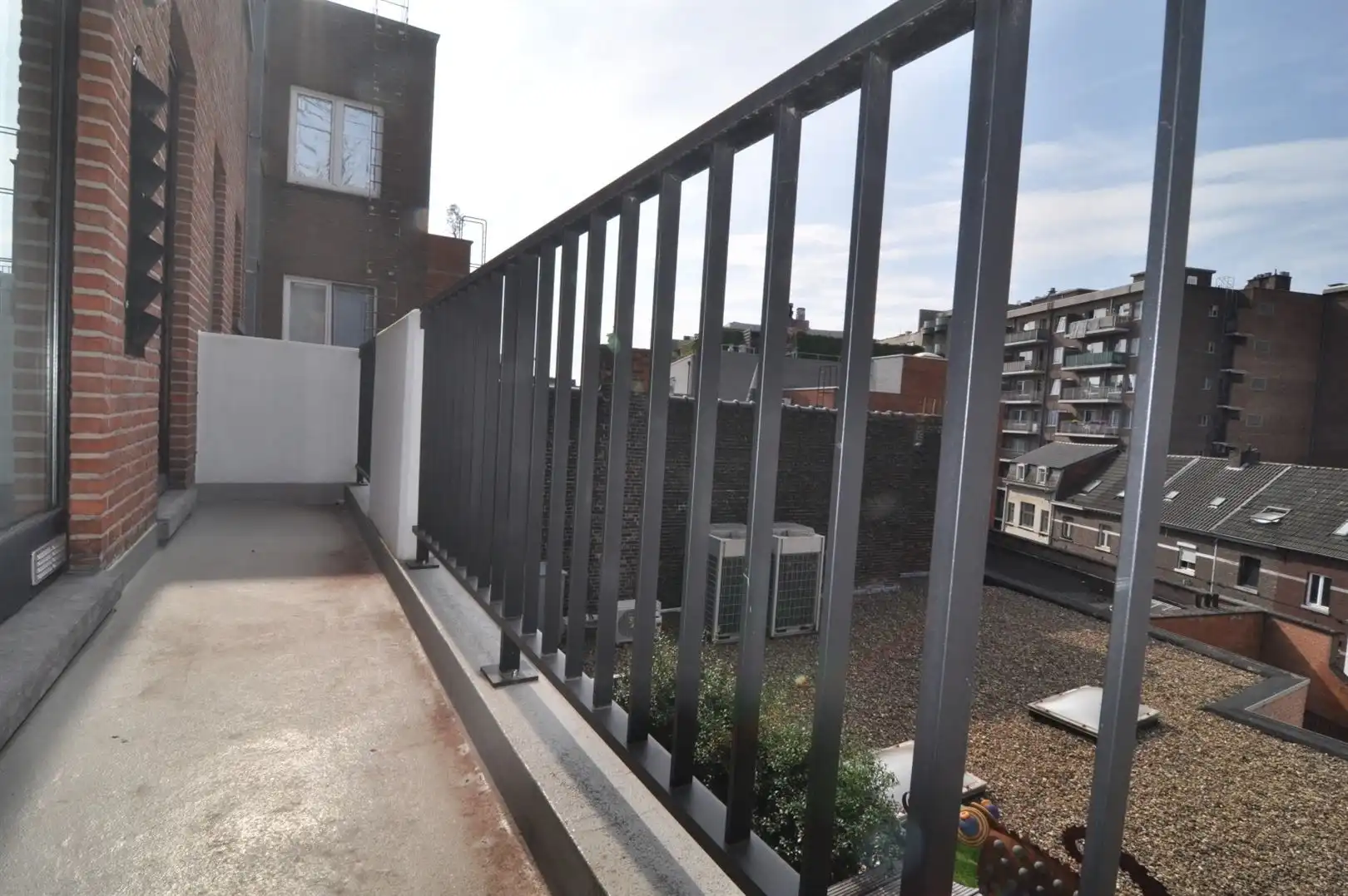 Ruim appartement met 3 slaapkamers op toplocatie in hartje Hasselt foto 16