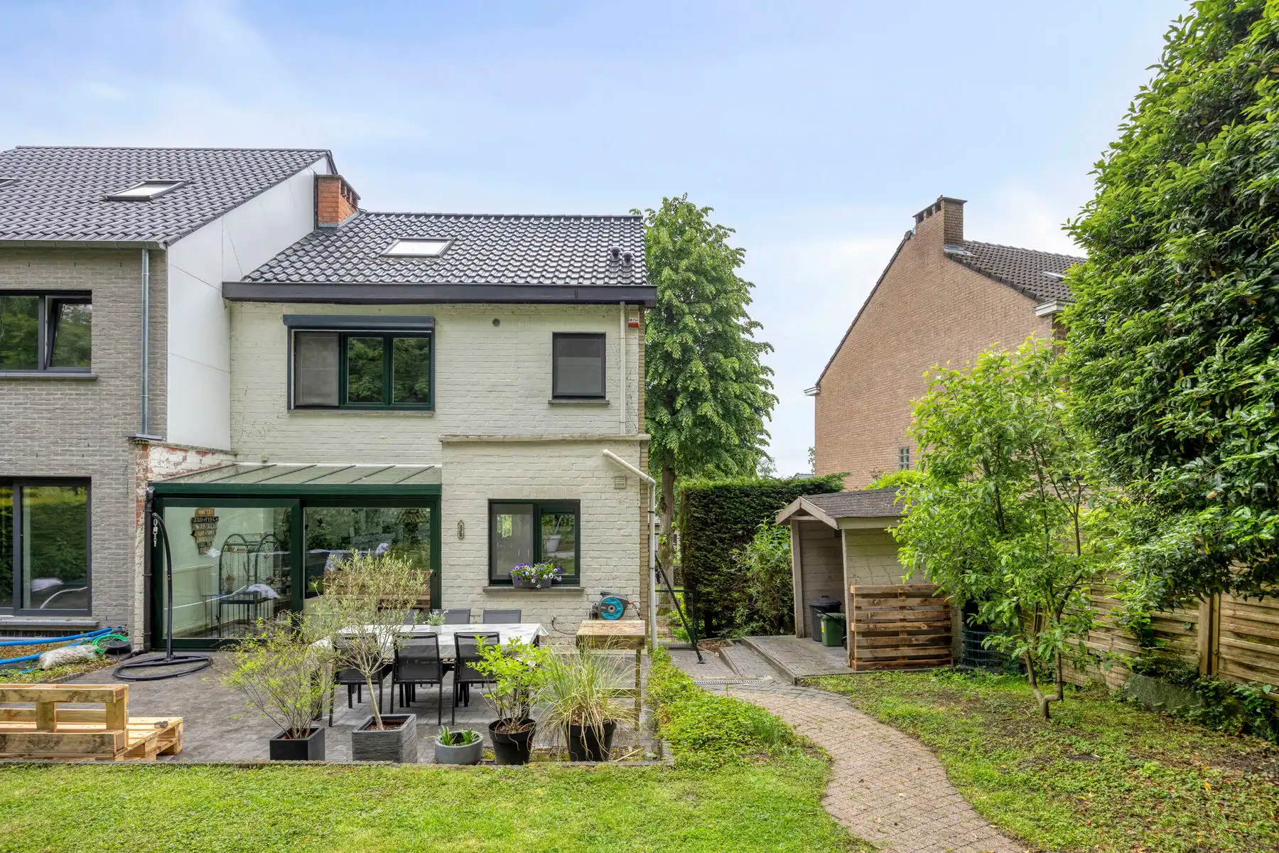 Instapklare woning met 4 slaapkamers en zicht op park foto 3