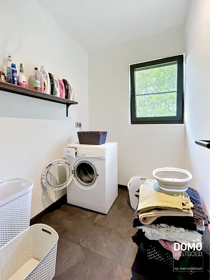 Ruime gezinswoning met 3 slaapkamers en mooie tuin foto 13