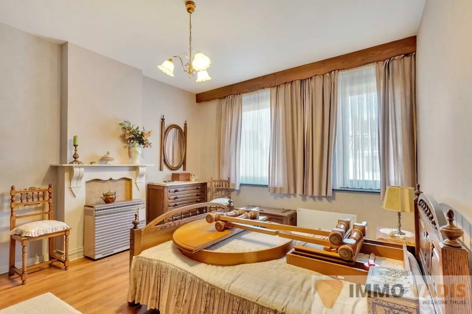 Ruime rijwoning met vier slaapkamers foto 11