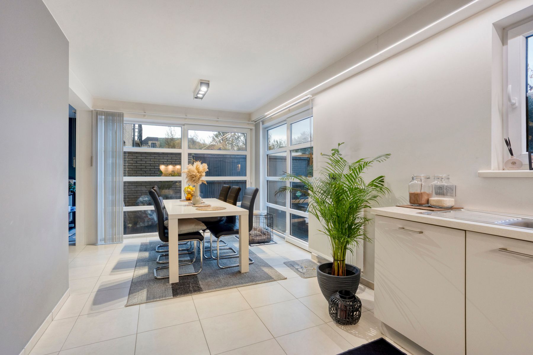 *** ONDER COMPROMIS NA 1STE BEZOEKDAG! ***  foto 6