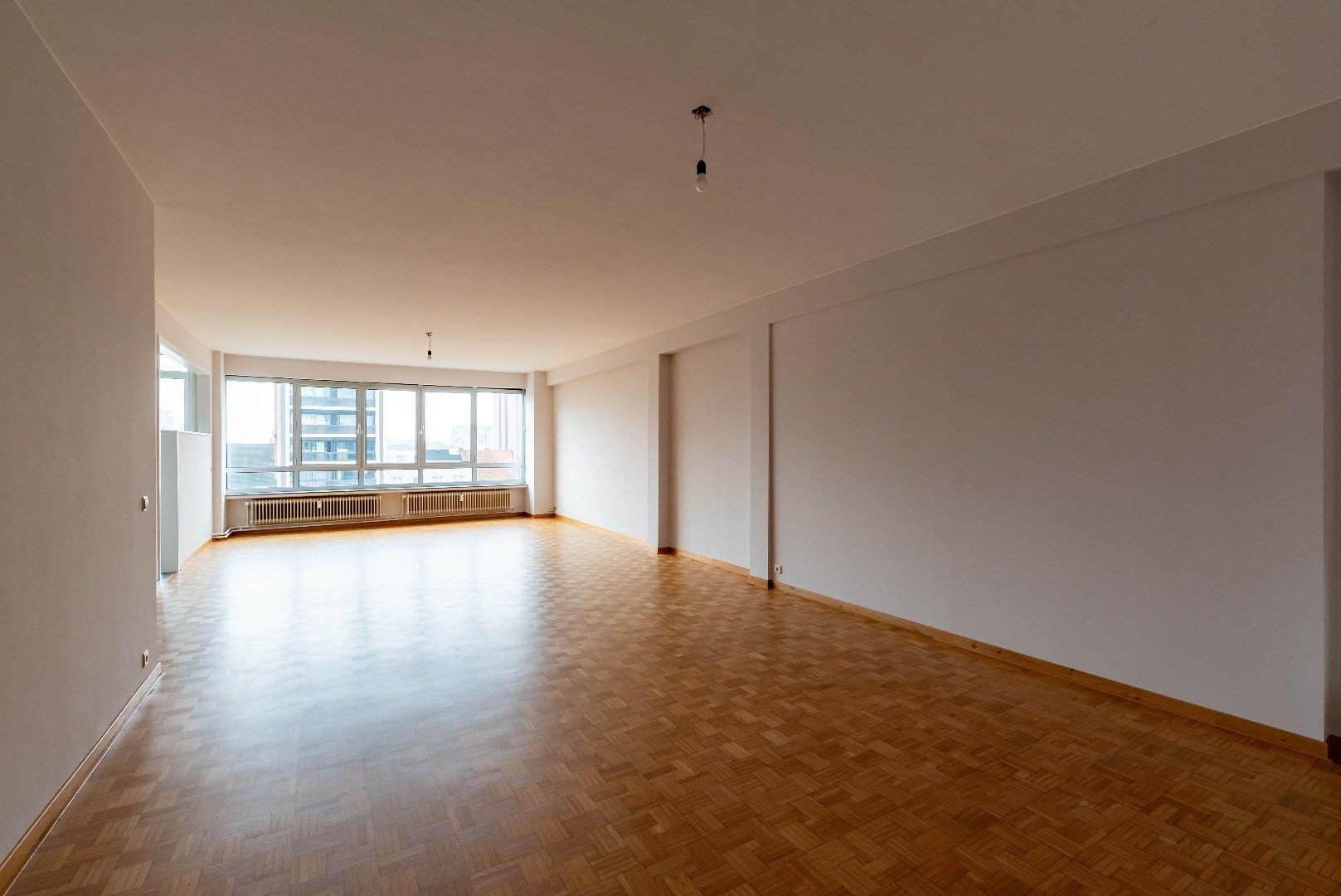 Riant appartement met 2 ruime slaapkamers foto 4