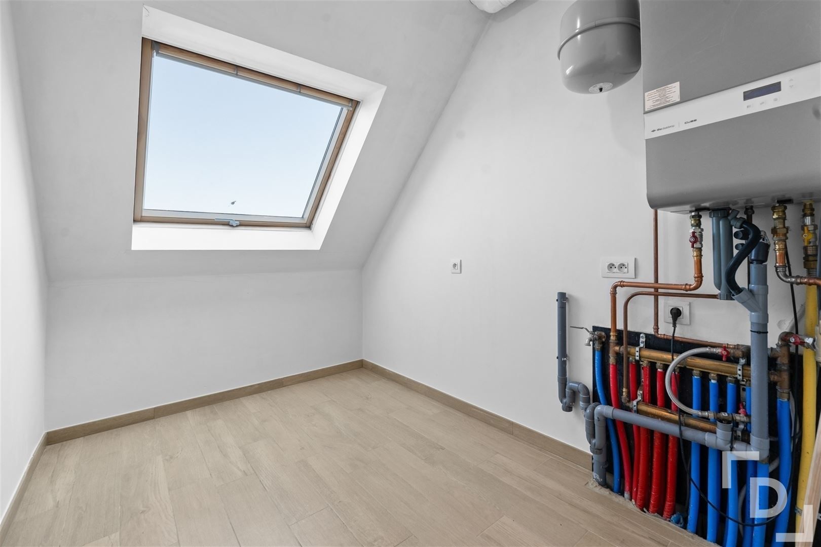 Energiezuinige gezinswoning te koop in Ieper nabij het station. foto 11