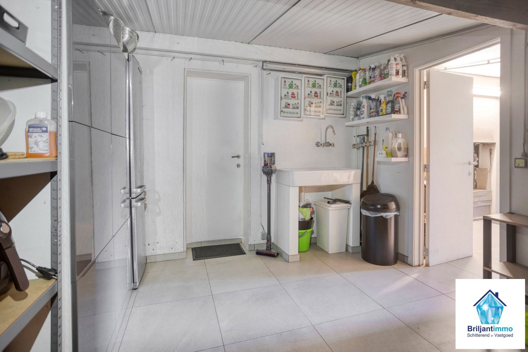 Authentieke, gerenoveerde hoeve te midden van het groen foto 34