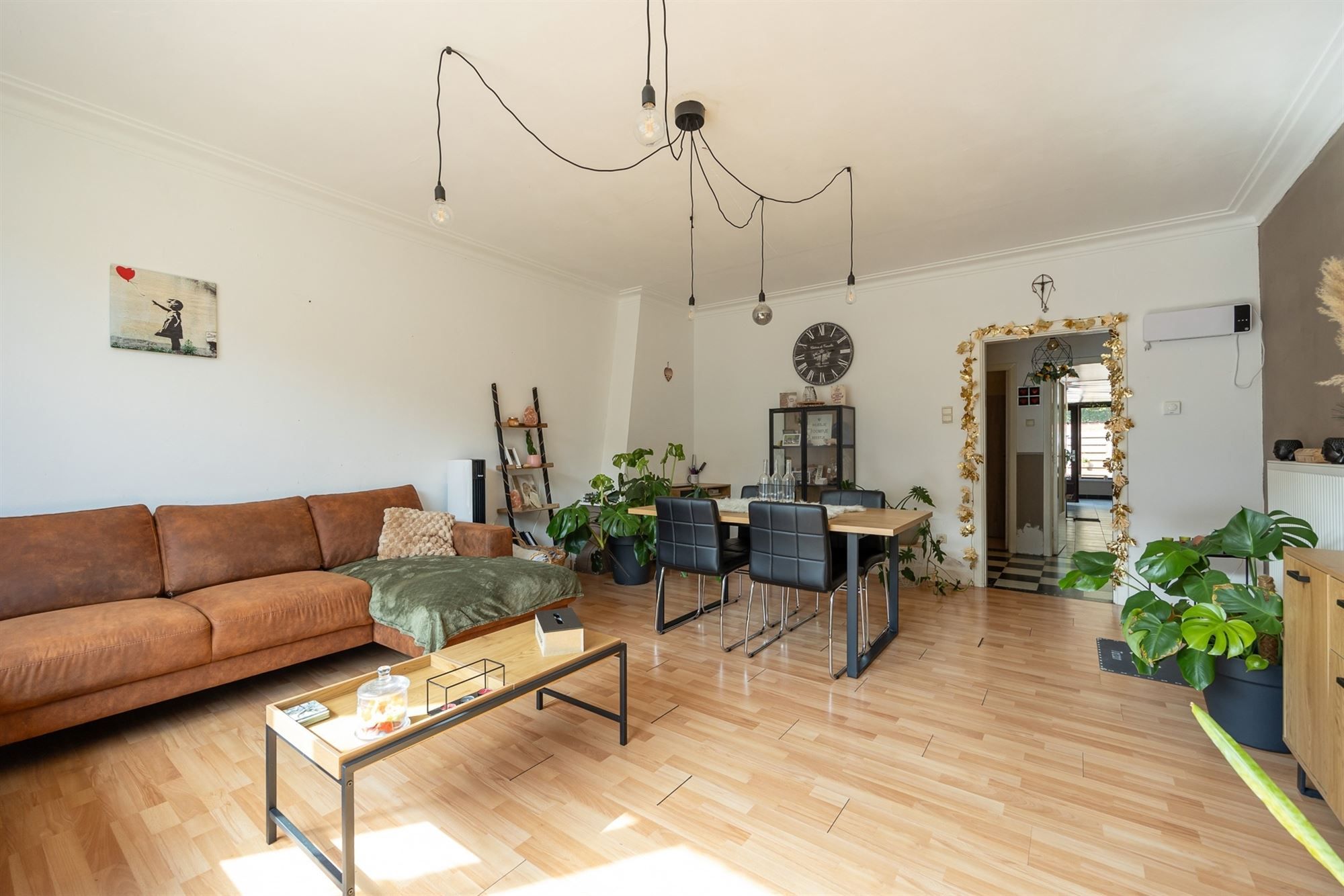 Gelijkvloersappartement met stadskoer en garagebox foto 6