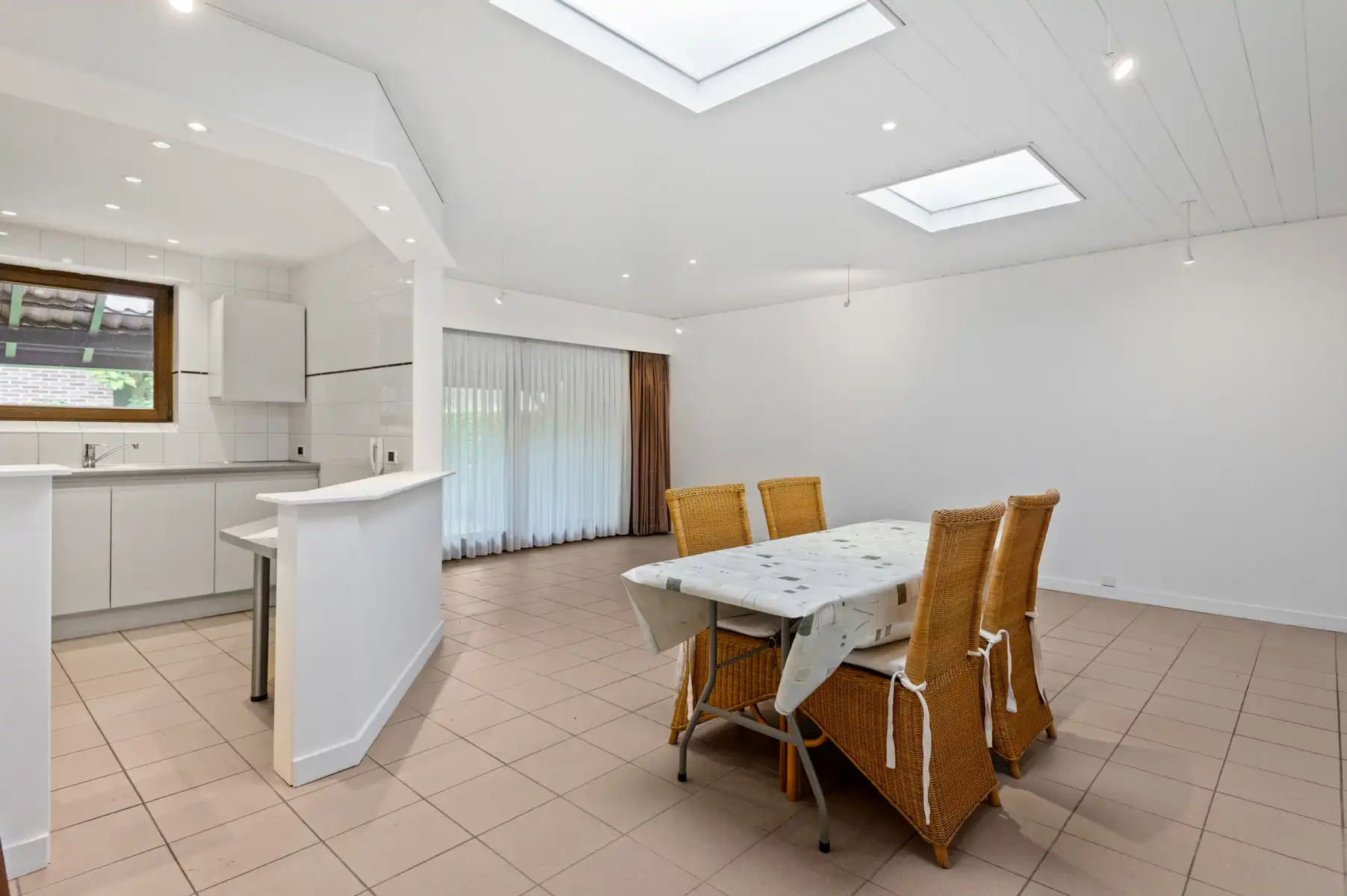 Charmante woning met 3 slaapkamers en zonnige tuin foto 7