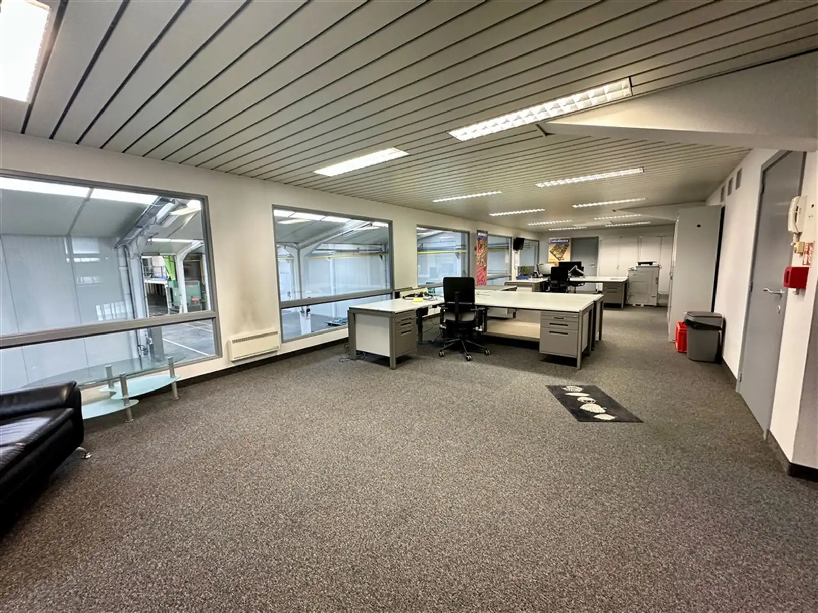 Magazijnen te huur op toplocatie in Kuurne foto 18