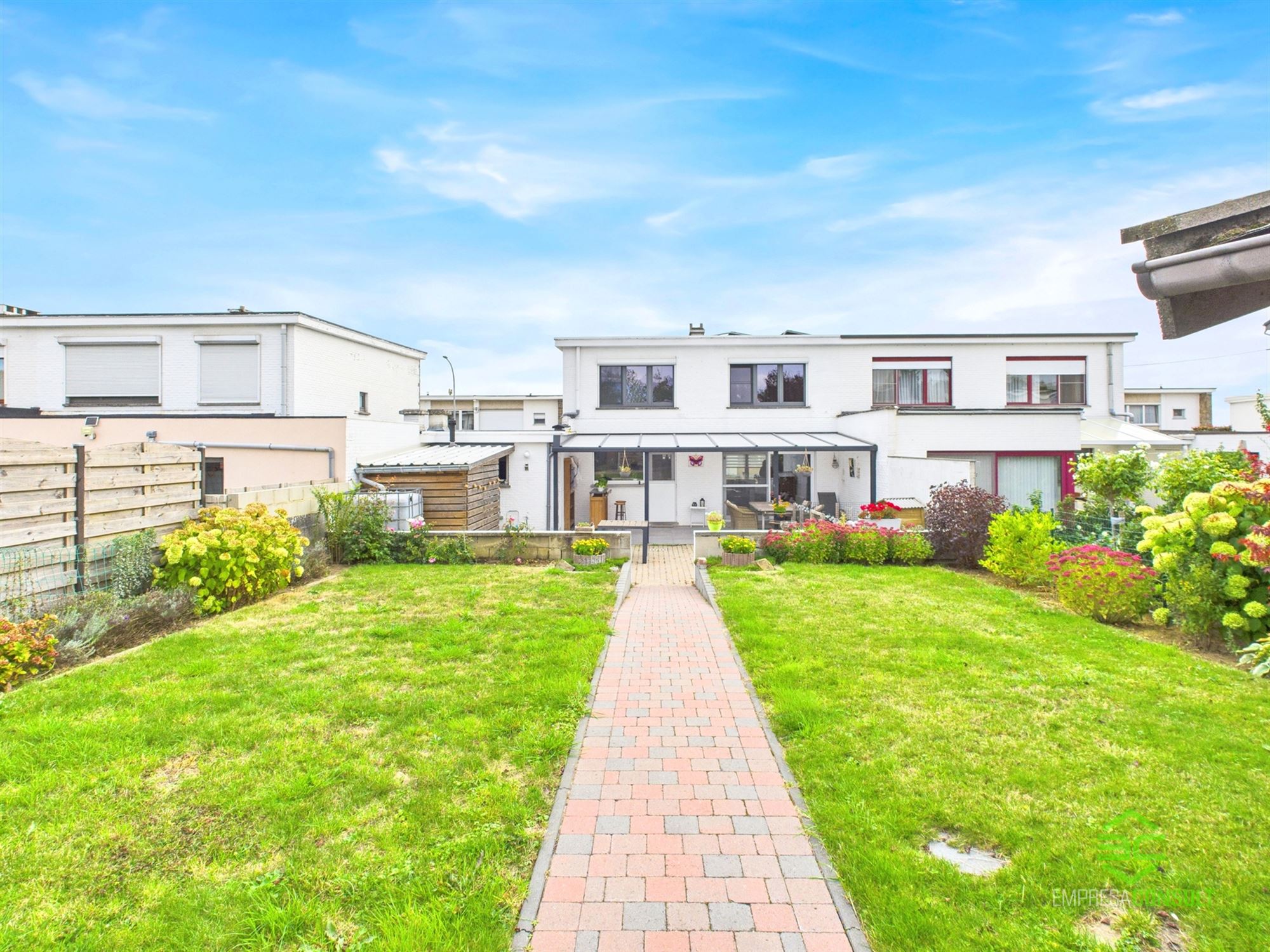 Instapklare woning met 3 slpk op een topligging! foto 30