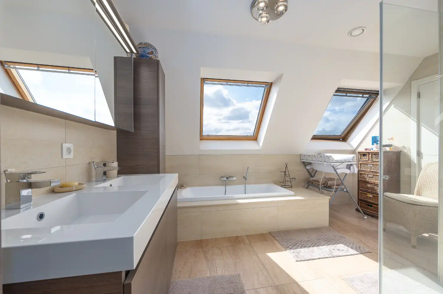 Prachtig recent appartement met 3 slaapkamers, 2 zonneterrassen en optionele privatieve parking in het centrum van Middelkerke foto 20