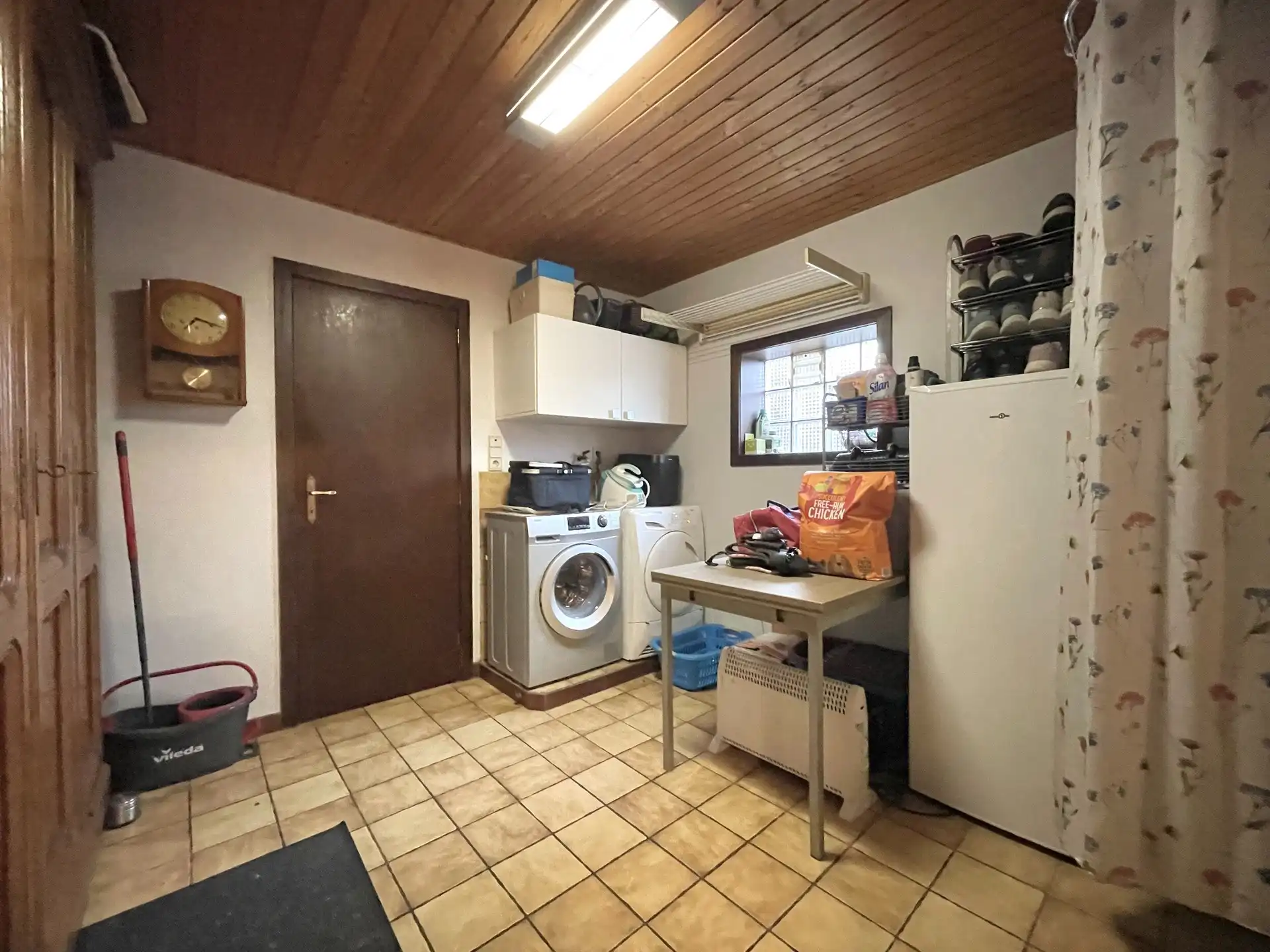 HOB |2 SLAAPKAMERS |TUIN | CARPORT | 515 m² foto 16