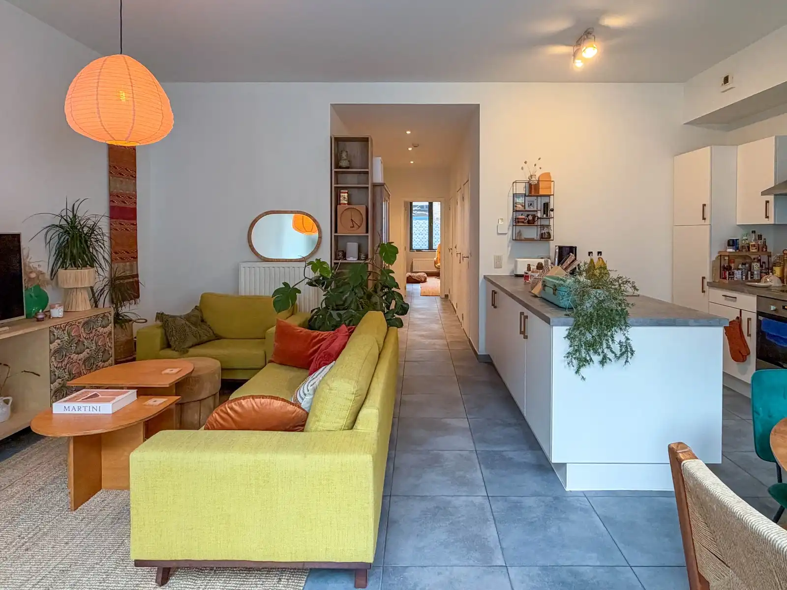 2 slaapkamer appartement (gelijkvloers) met grote tuin en grote garage vlakbij Sint-Pietersstation foto 11