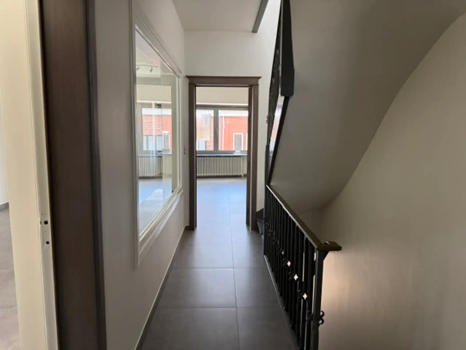 Te huur : Ruime instapklare woning nabij centrum Aalst foto 3