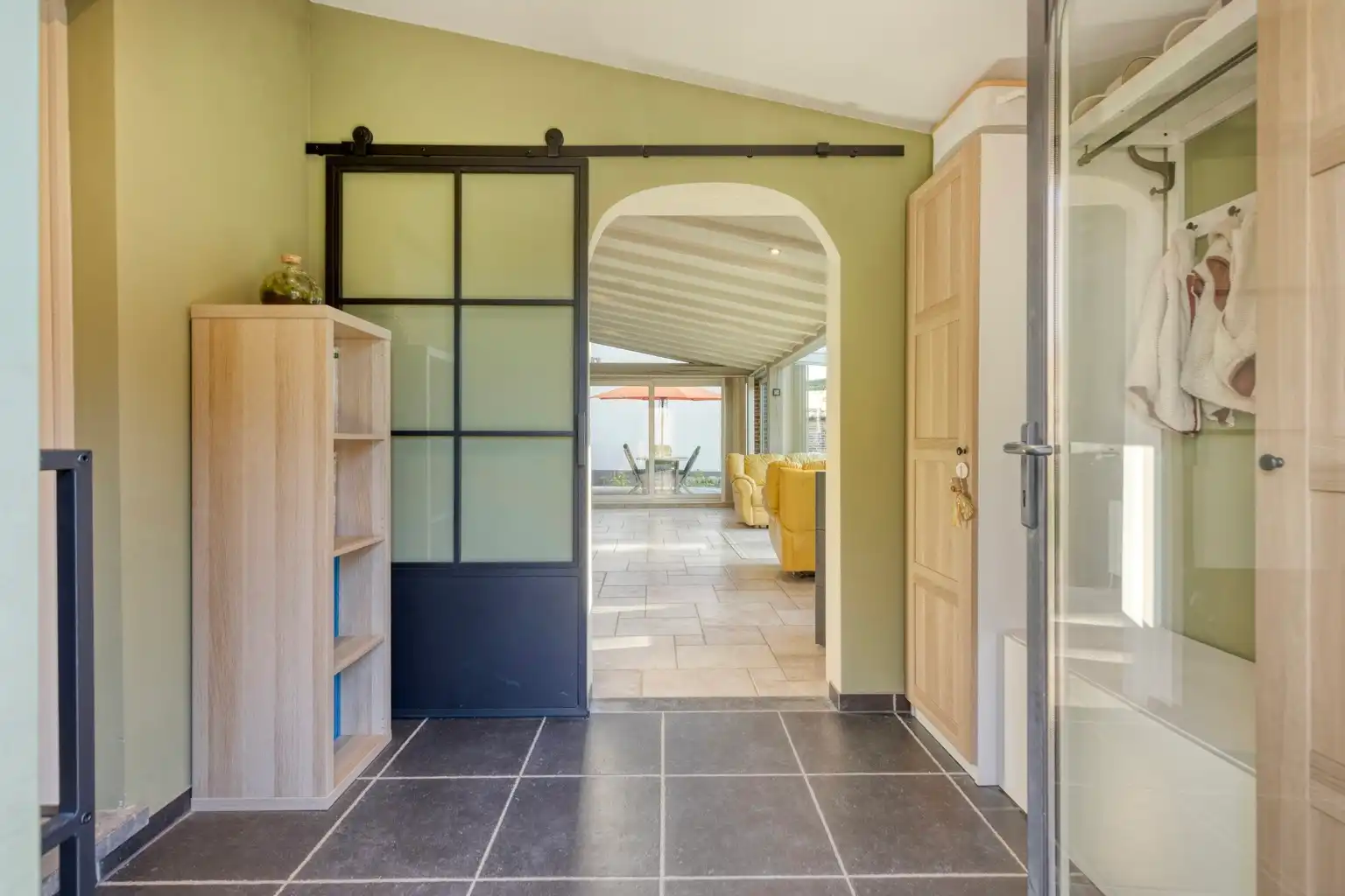 Mooie, ruime woning met tuin in Hoegaarden foto 4