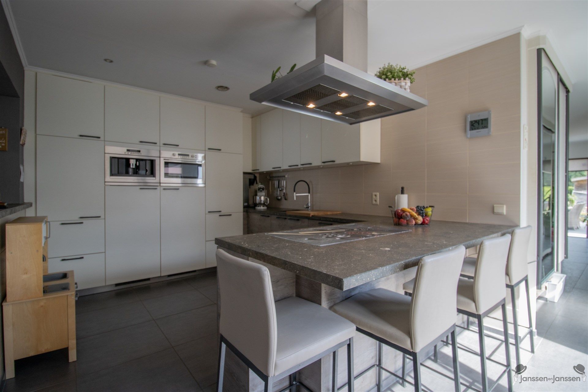 Rustig gelegen halfopen bebouwing op 510 m² foto 7