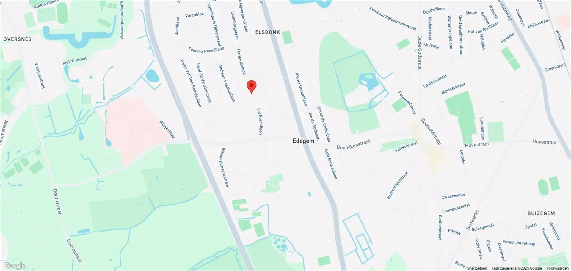 Halfopen bebouwing met garage en tuin foto 21