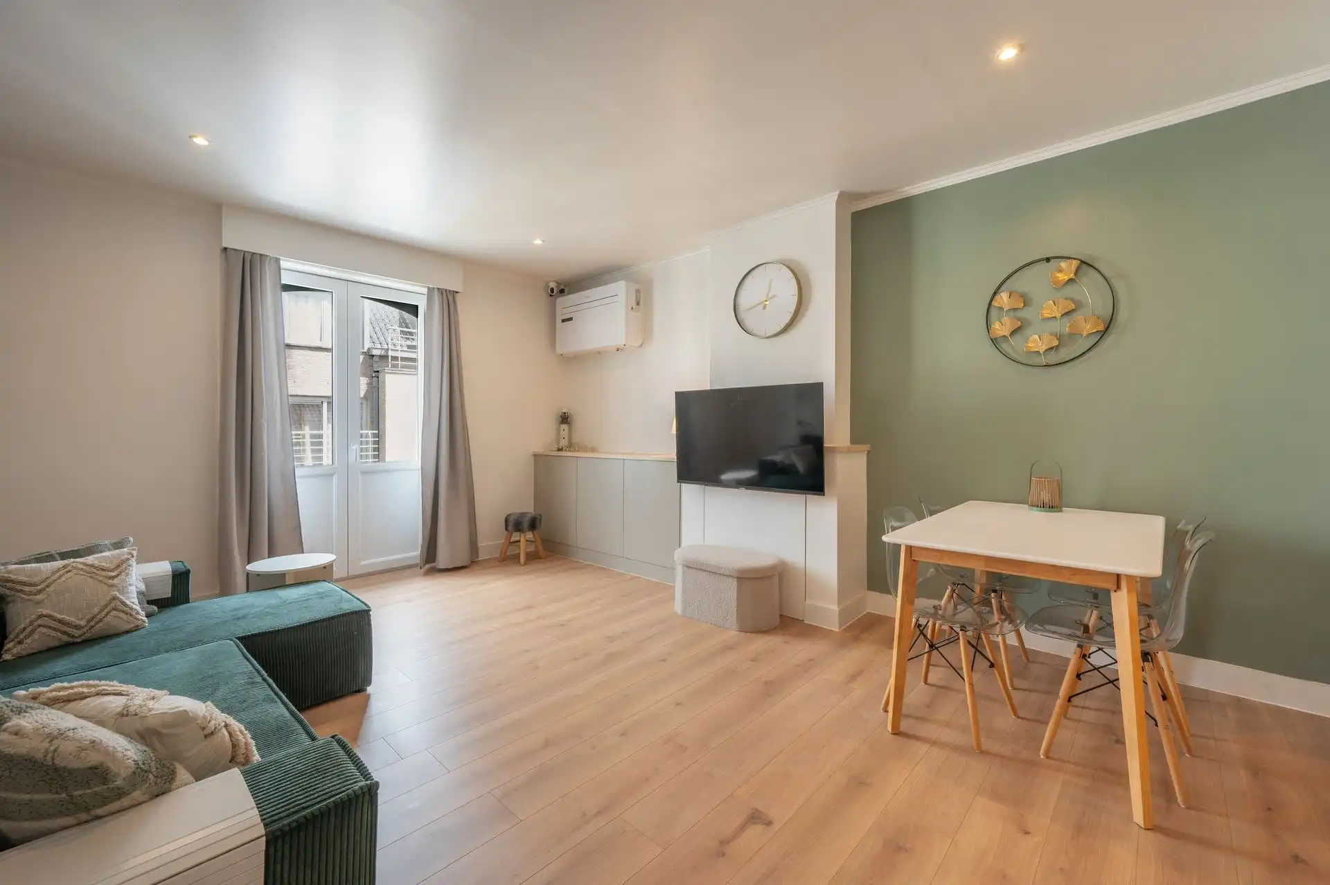 Zeer lichtrijk appartement nabij Jachthaven foto 5
