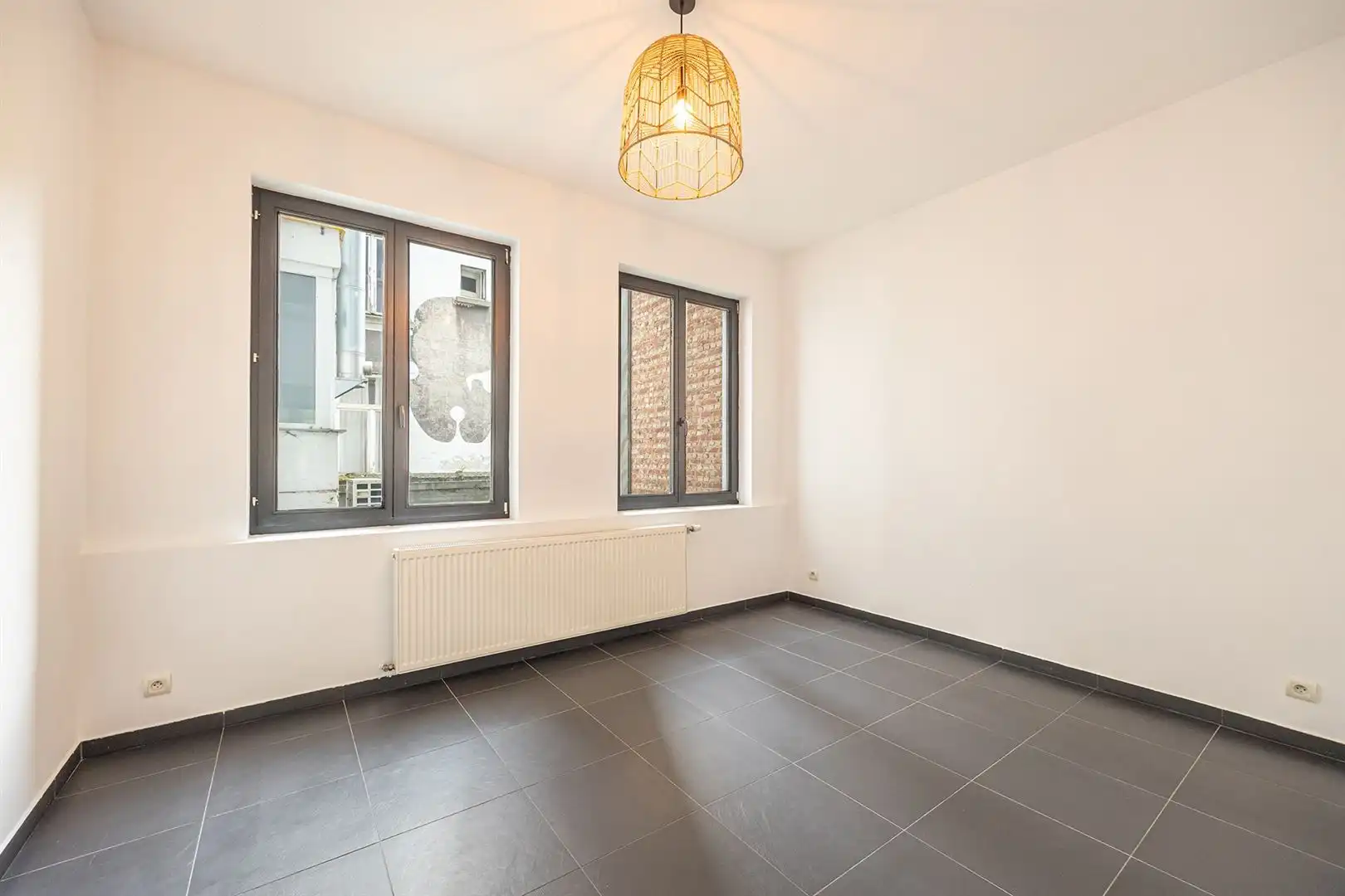 Gerenoveerd appartement in de gezellige Kloosterstraat foto 14