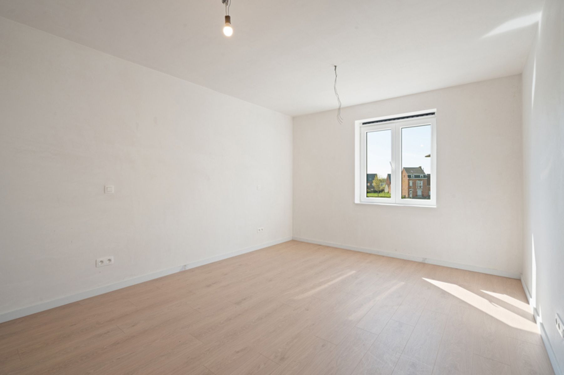 Tijdloze, halfopen woning foto 8