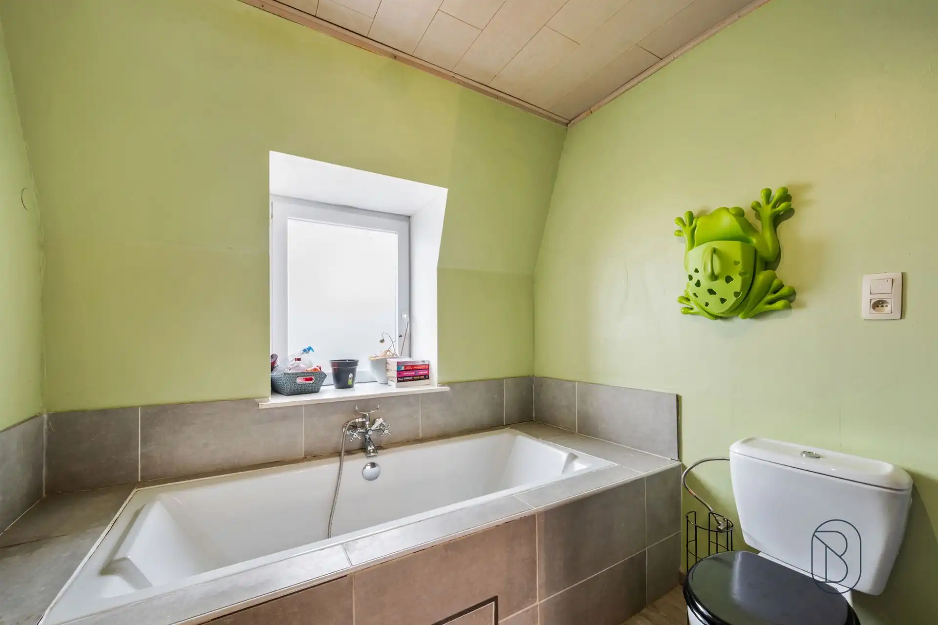 Instapklare karakterwoning met tuin en 4 slpks in Ronse foto 15