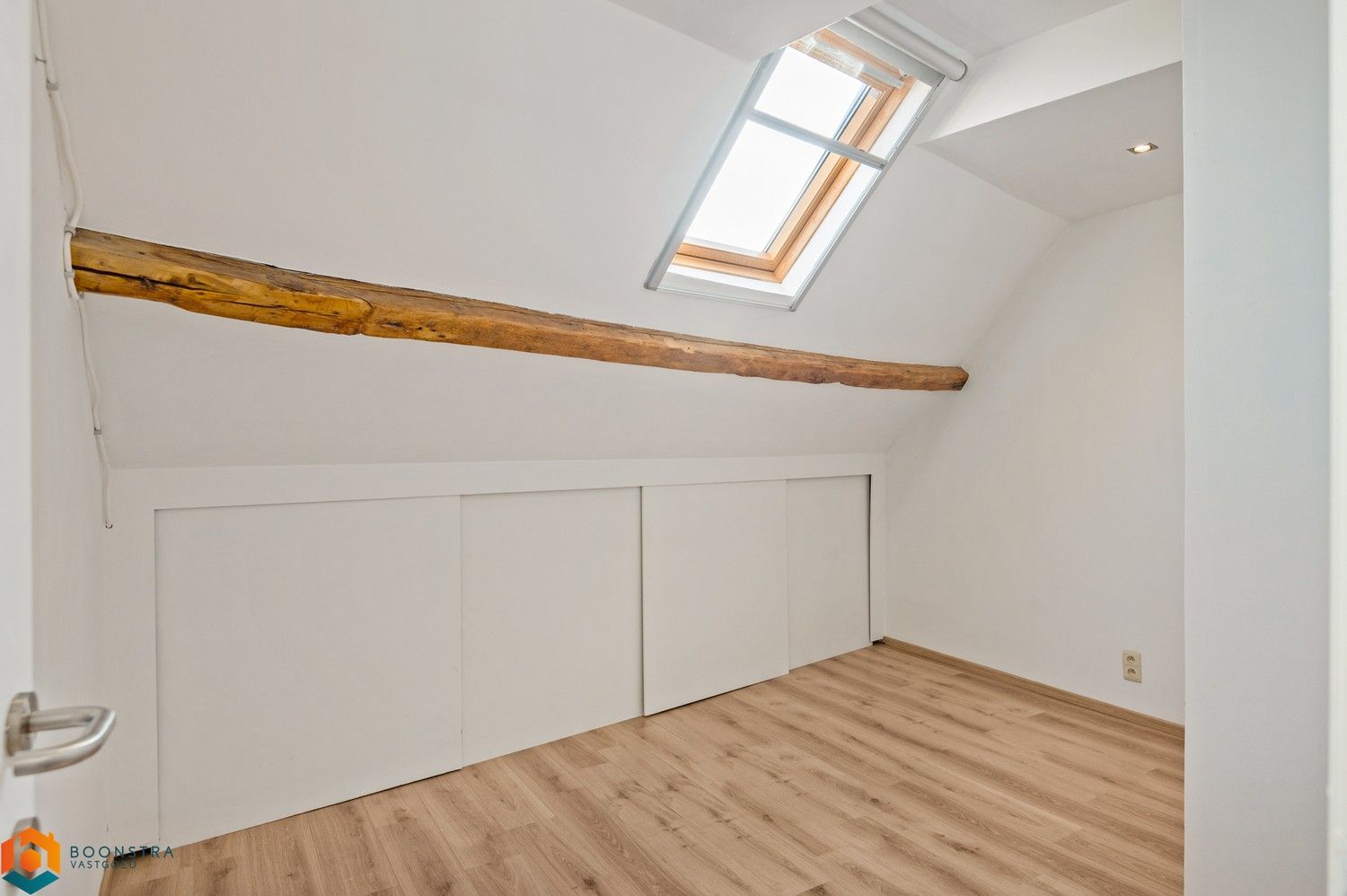 Gerenoveerde gezinswoning met 3 slpkrs en tuin in Mechelen foto 14