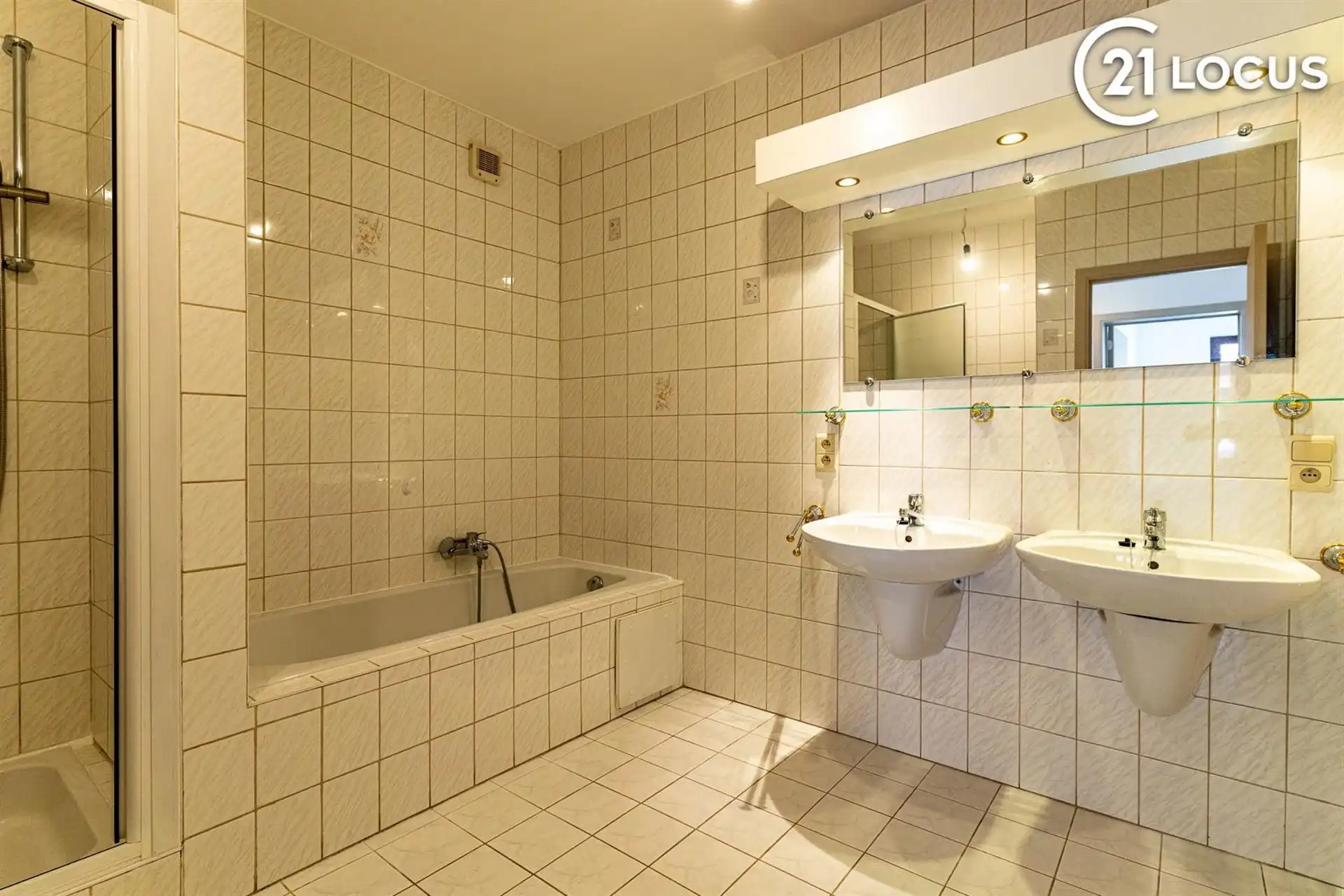 Instapklaar appartement van 125 m² in Burcht foto 12