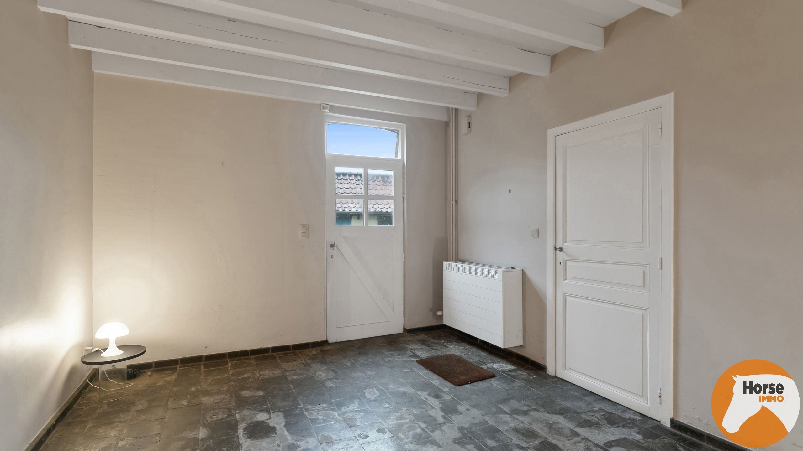 Charmante vierkantshoeve in het landelijke Aaigem op 1515 m² foto 5