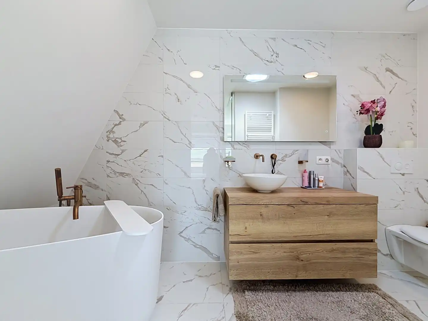Luxueus duplexappartement met twee terrassen en panoramisch uitzicht nabij de jachthaven foto 17