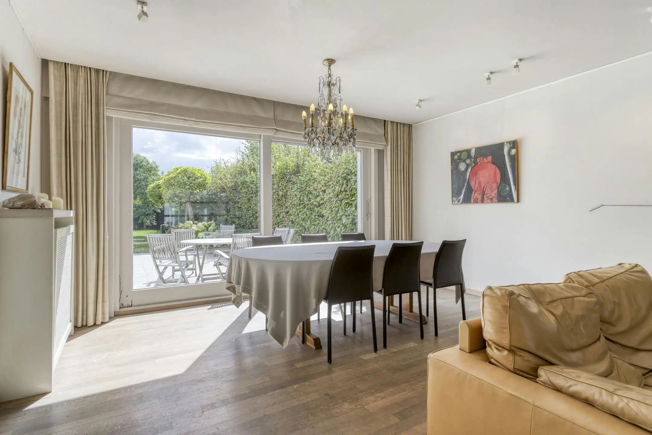 Aangenaam huis met 4 kamers te koop in centrum Beveren-Leie foto 5