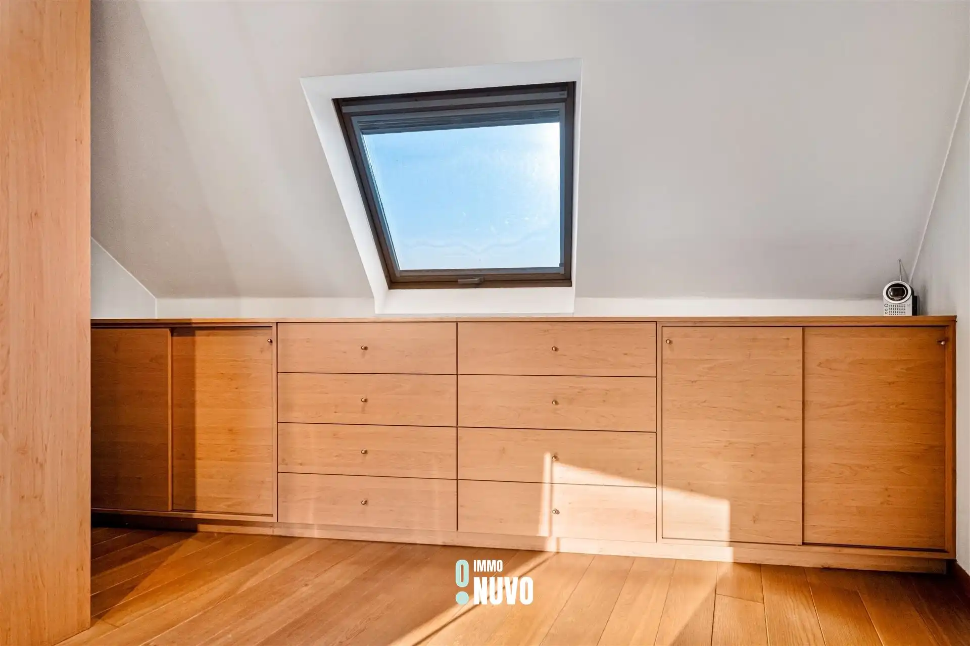 Penthouse met veel lichtinval en indrukwekkend uitzicht foto 12