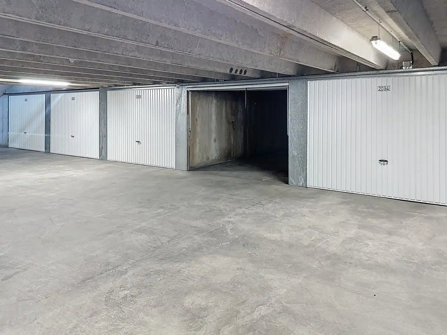 Ruime garagebox op een absolute topligging te Duinbergen foto 3