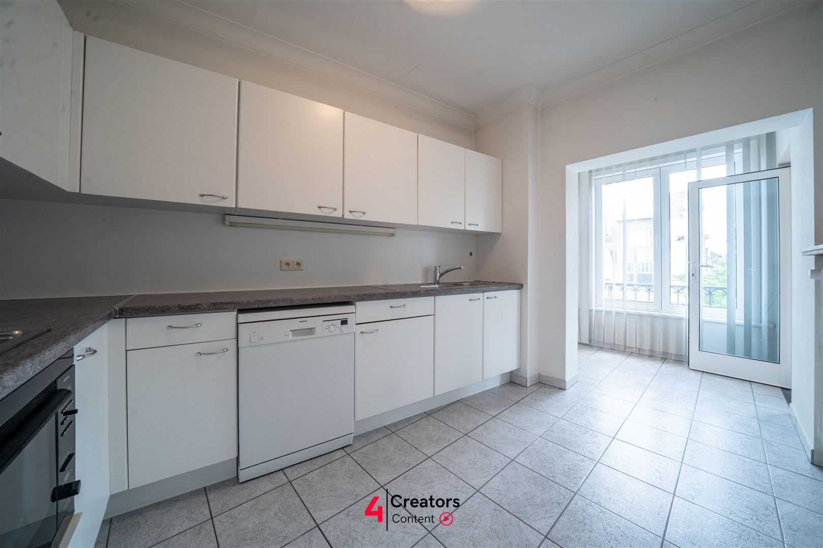 Stijlvol appartement in het bruisende hart van Sint-Niklaas! foto 5