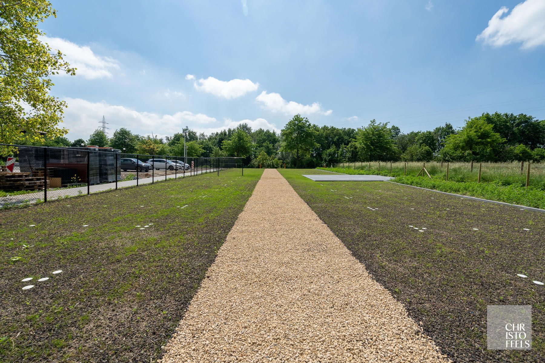TE HUUR ONDER BTW - Modern lichtrijk appartement met 2 slaapkamers in hartje Lanaken!  foto 14