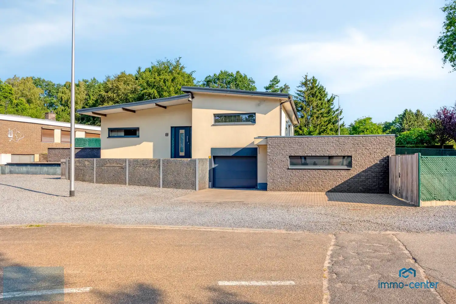 Huis te koop foto {{pictureIndex}}