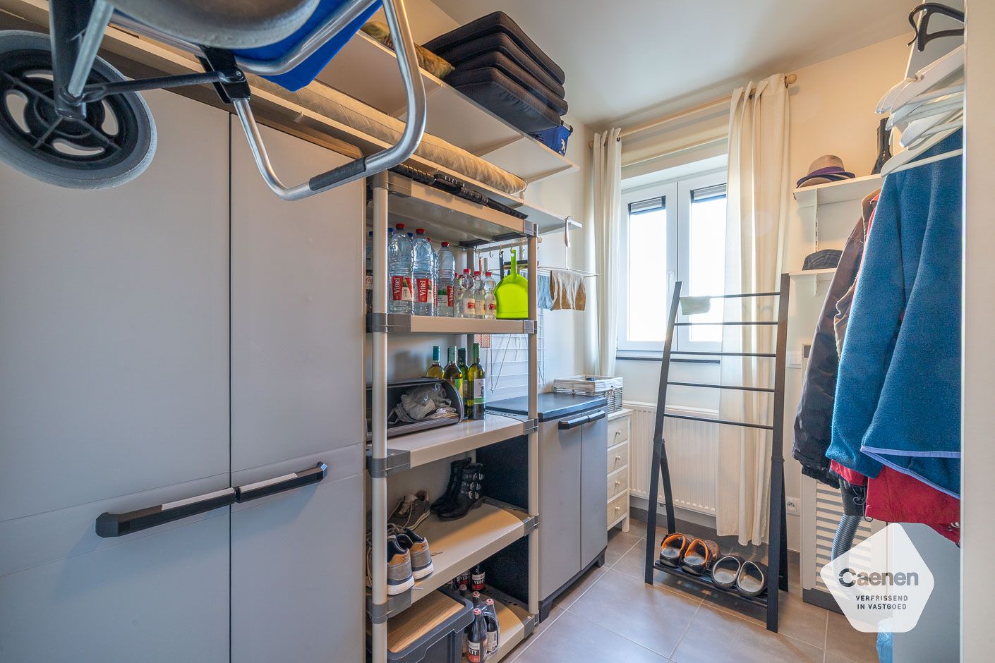 Instapklaar 2-slpk app + garagebox incl. foto 12